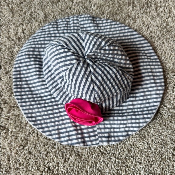 Baby Aspen baby Hat with Pink Flower Accent Bucket Hat sunhat size 0-6 months - Picture 6 of 6